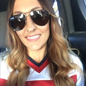 Meet your Posher, Mallory